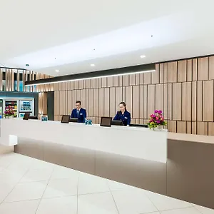 4* מלון דירות Nh